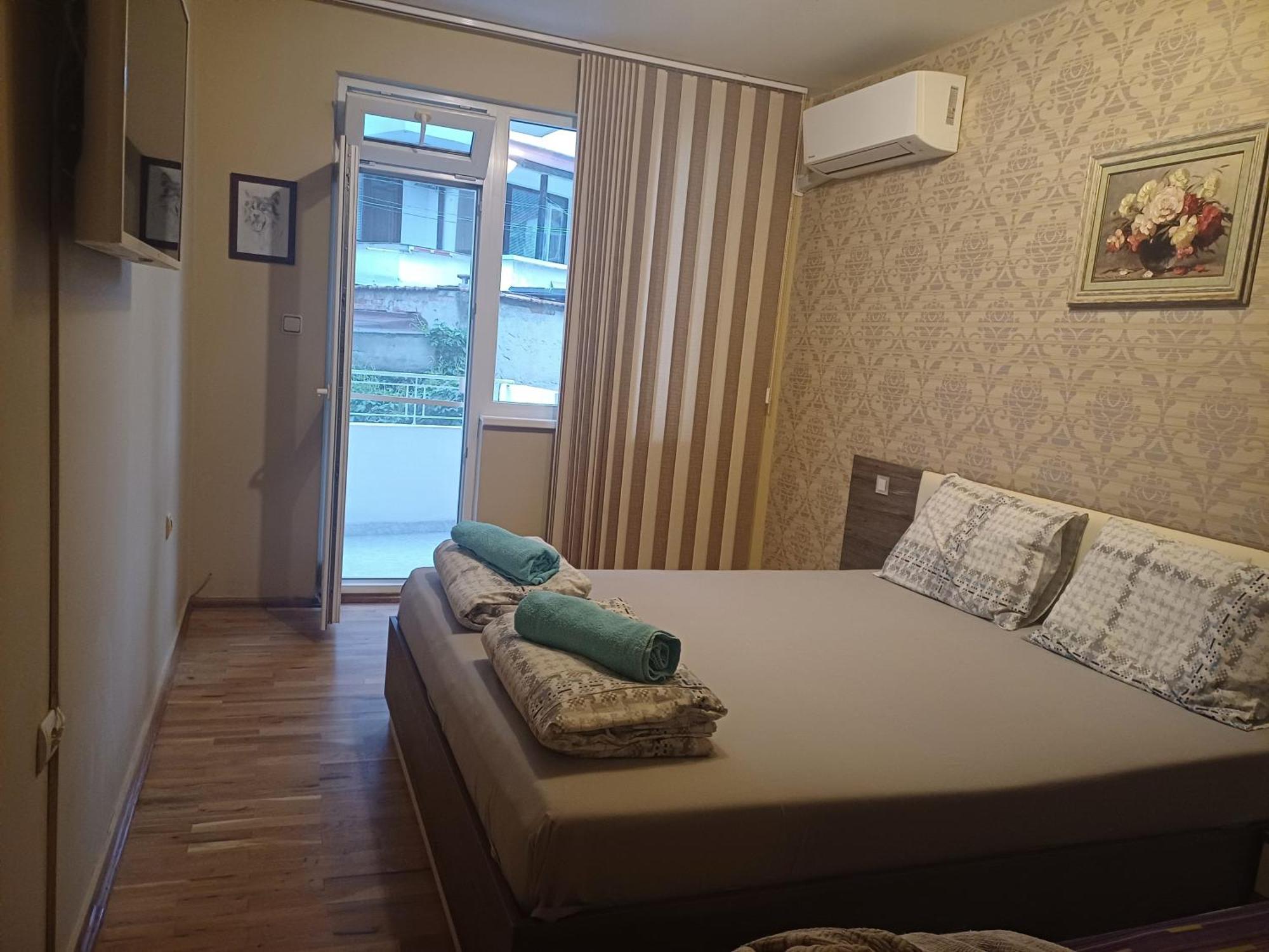 Апартаменти И Стаи За Гости Анхиало Pomorie Exterior photo